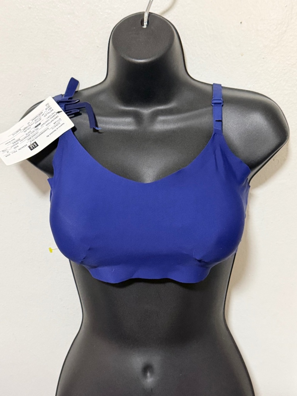Gap. Royal Blue Seamless Wireless Barlette. Sz. M